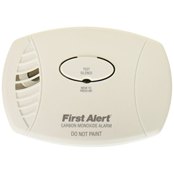 First Alert CO400B Battery Powered Carbon Monoxide Detector with Silence